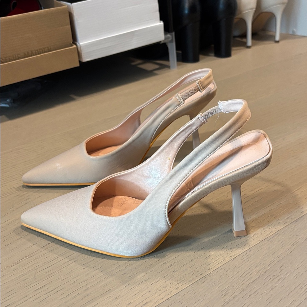 Worn once pointed toe nude heels 7